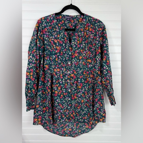 Roaman’s women’s floral green v-neck hi-low tunic. Size 12W. - Picture 6 of 6